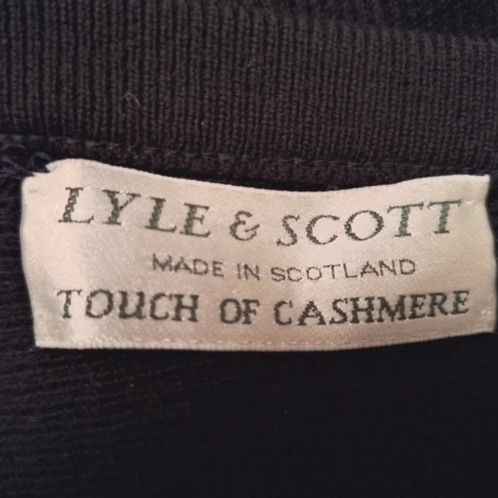 LYLE & SCOTT | Cashmere Mix Wrap